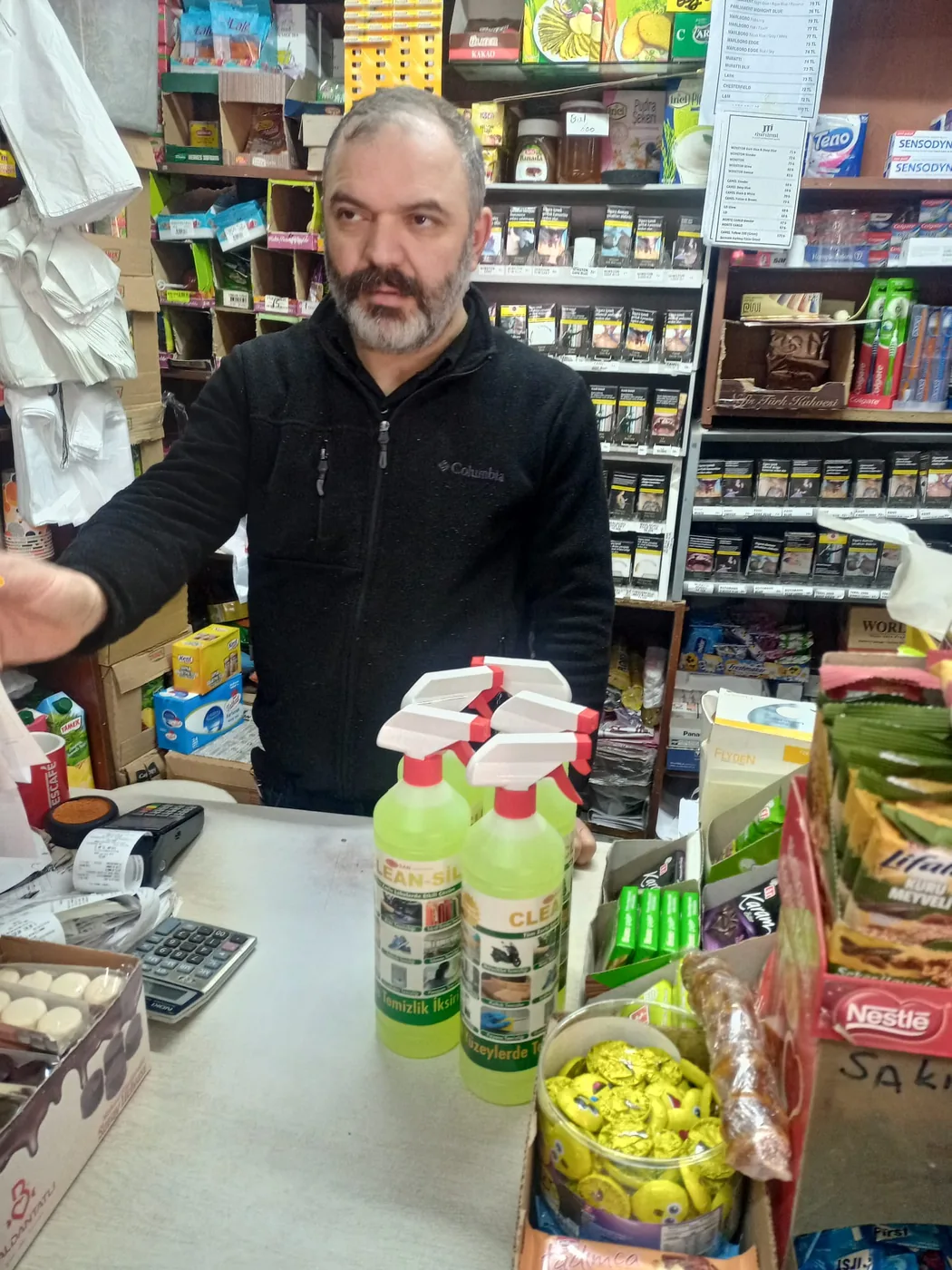 Teknik malzeme mağazası